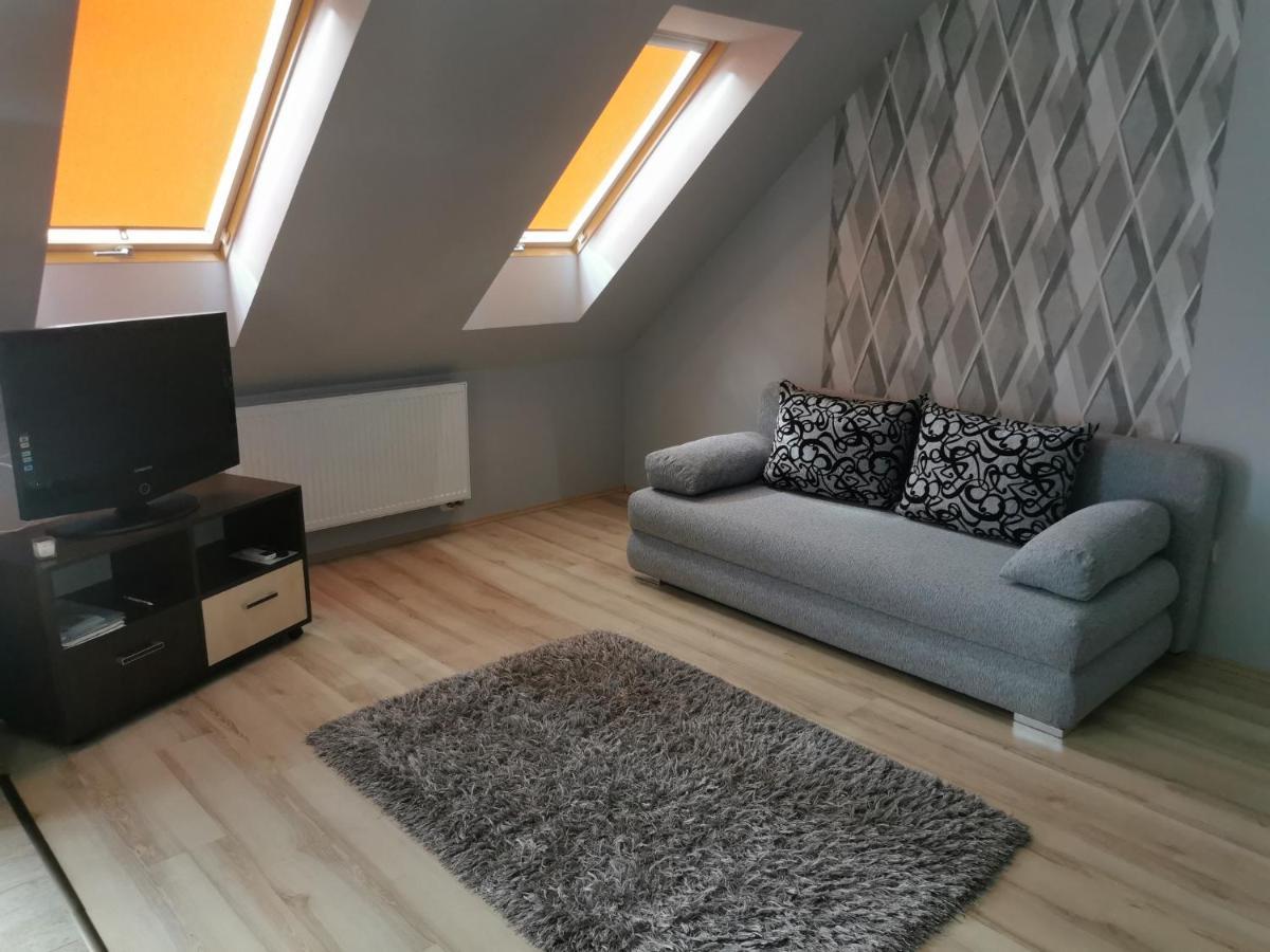 Szabo Apartman Sárvár 外观 照片