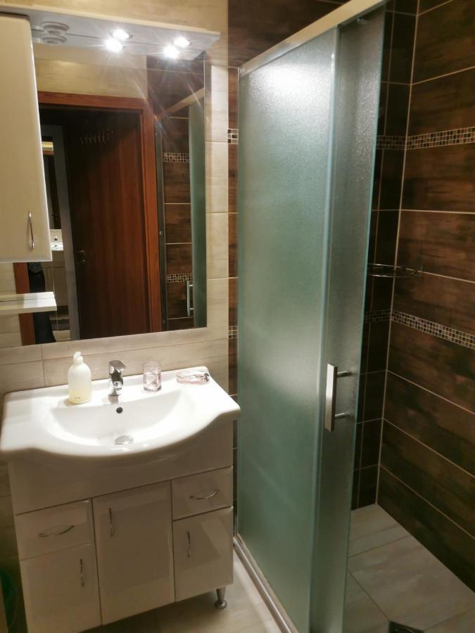 Szabo Apartman Sárvár 外观 照片