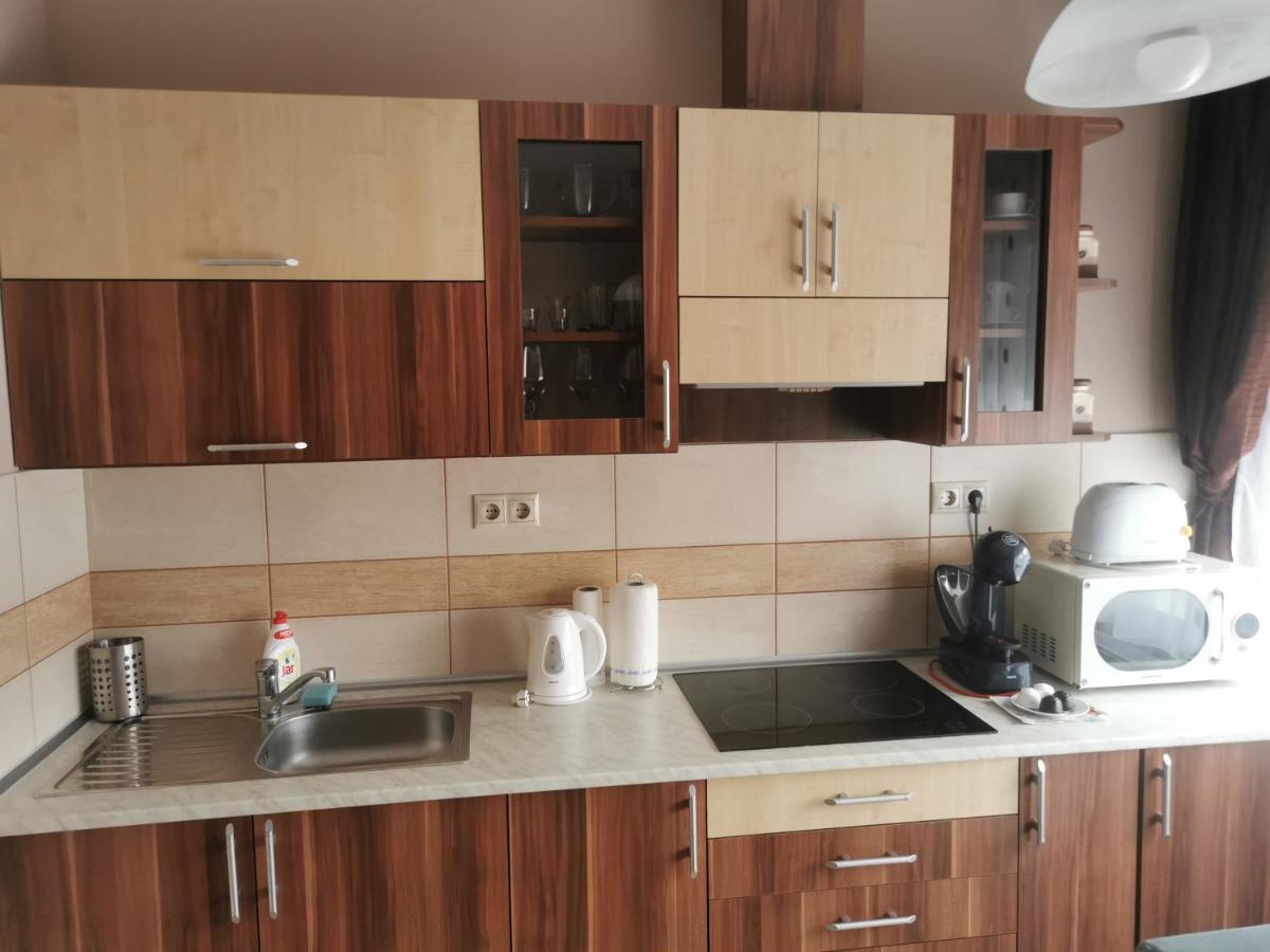 Szabo Apartman Sárvár 外观 照片